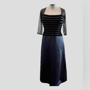 Tadashi Shoji maxi gown, mesh with velvet, black, size S